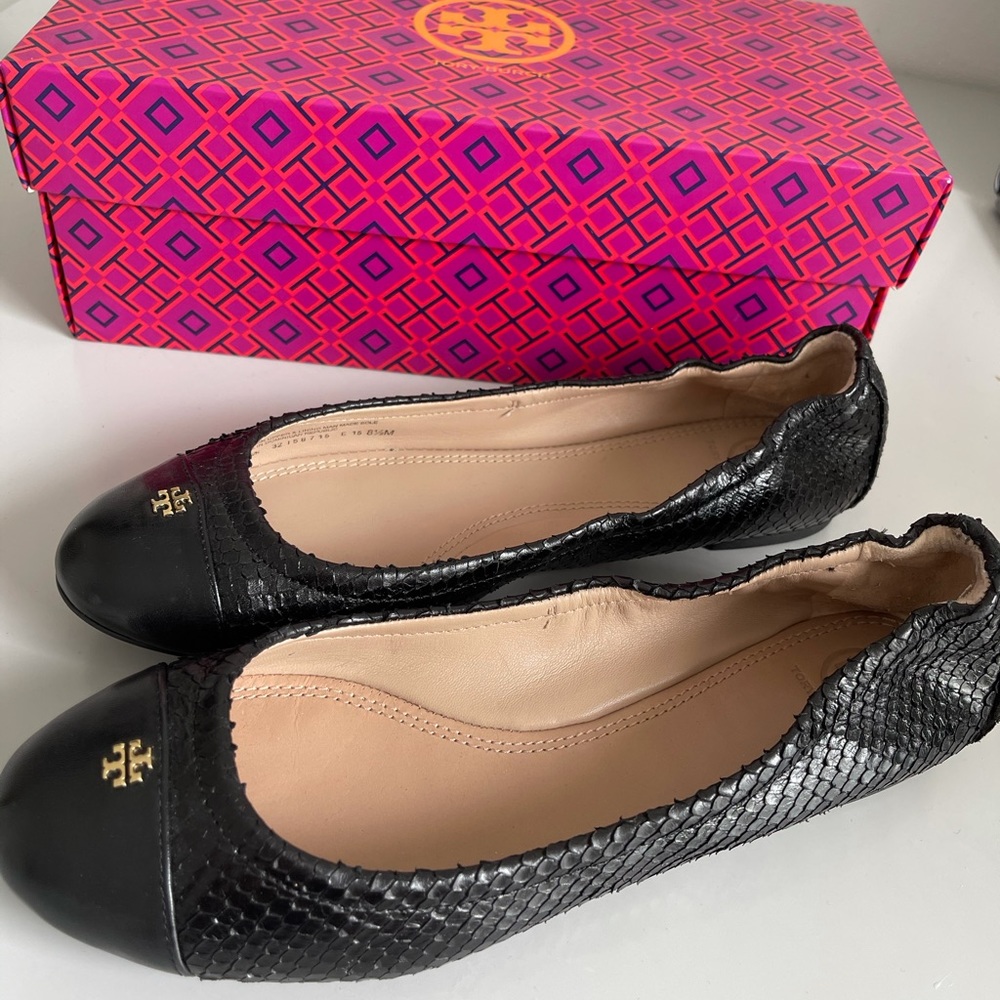 BRAND NEW Tory Burch Flats